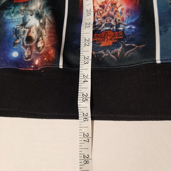 Netflix Stranger Things Hoodie Large unisex Sweatshirt All Over Print Graphic - Picture 5 of 10